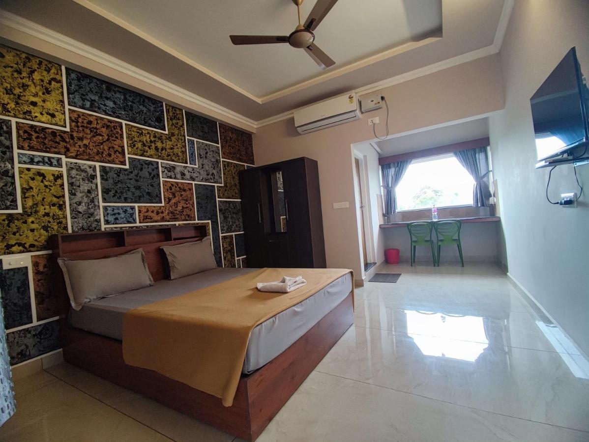 Green Palace Resort Vagamon Extérieur photo