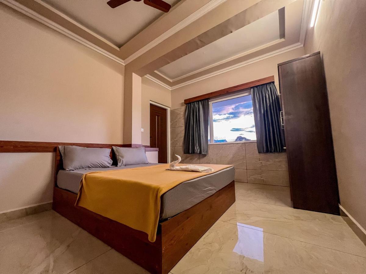 Green Palace Resort Vagamon Extérieur photo