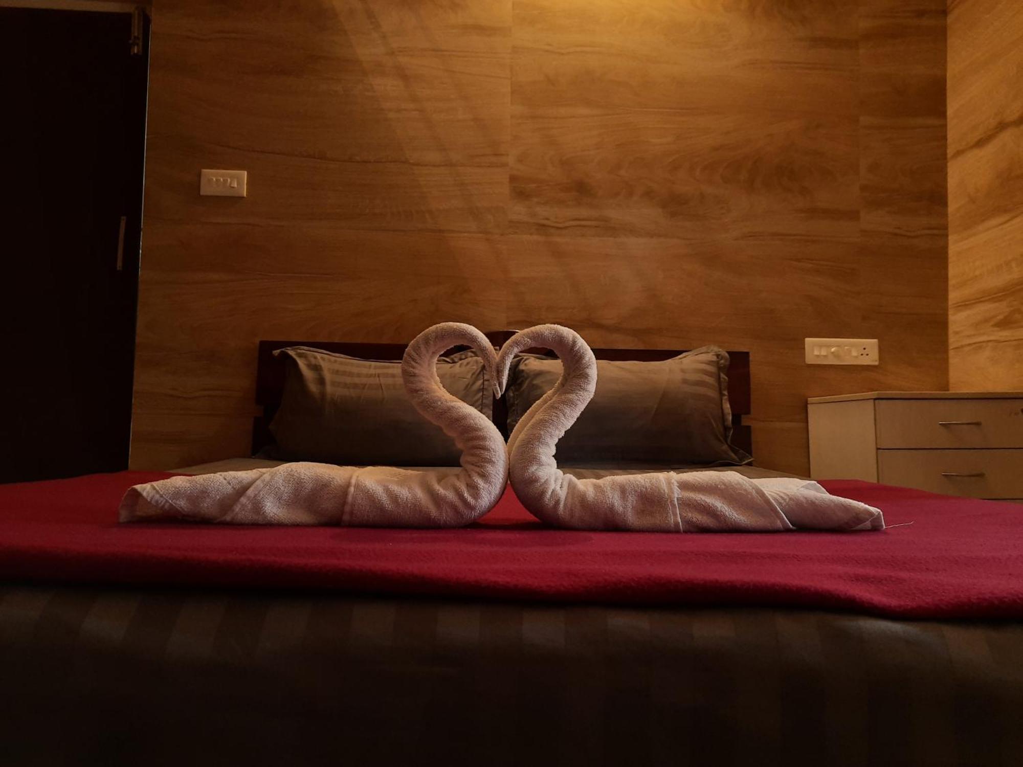 Green Palace Resort Vagamon Extérieur photo